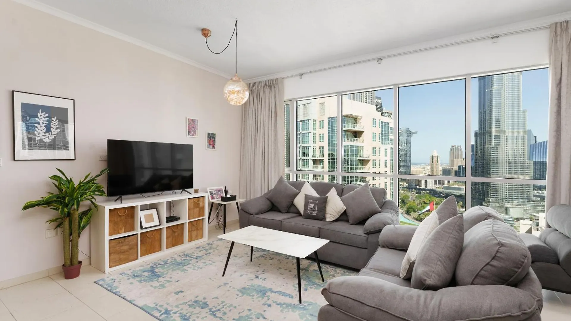 Maison Privee - Exclusive Apt W/ Direct Burj Khalifa Views Apartment Dubai United Arab Emirates