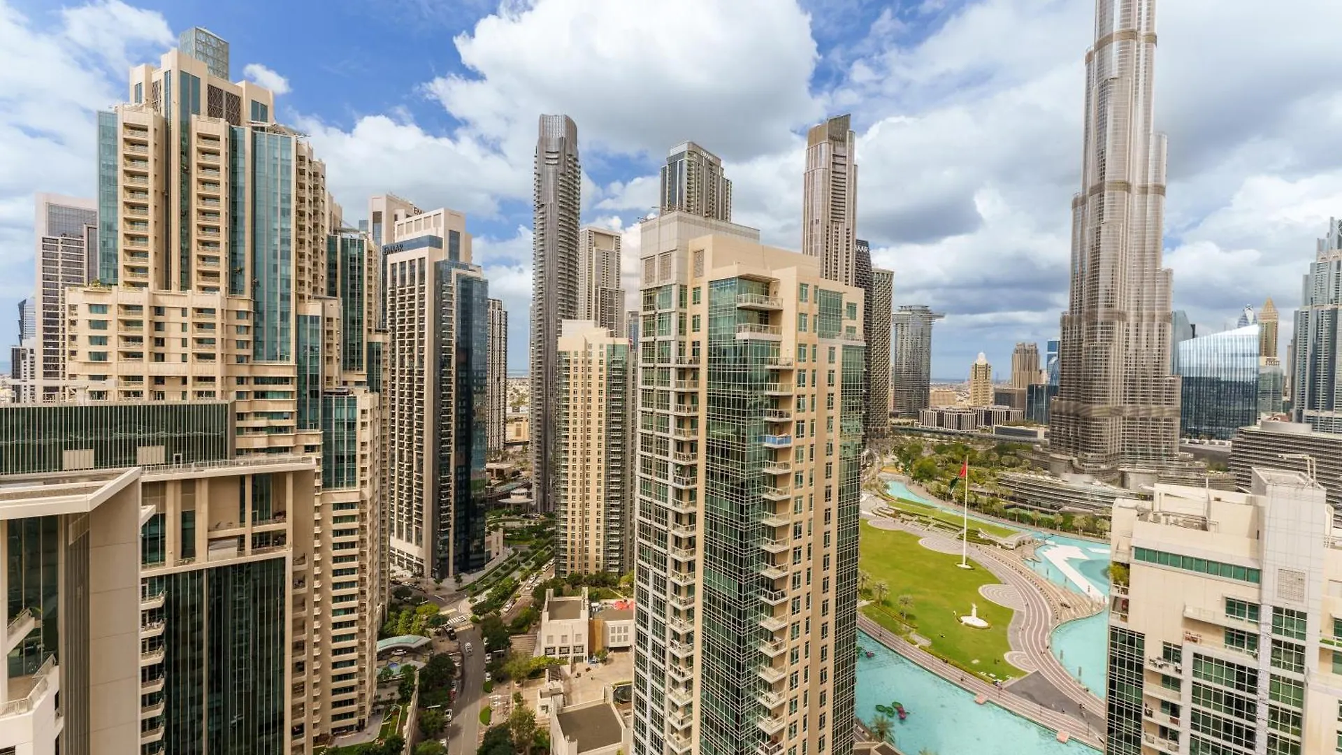 Maison Privee - Exclusive Apt W/ Direct Burj Khalifa Views Apartment Dubai