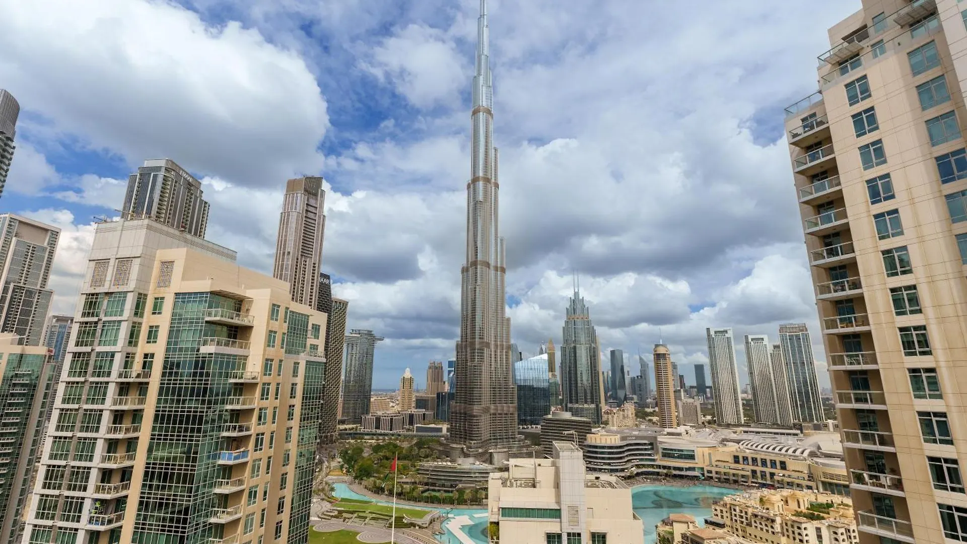 Maison Privee - Exclusive Apt W/ Direct Burj Khalifa Views Apartment Dubai