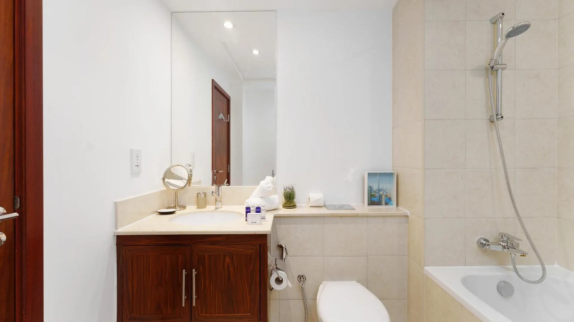 Maison Privee - Exclusive Apt W/ Direct Burj Khalifa Views Apartment Dubai