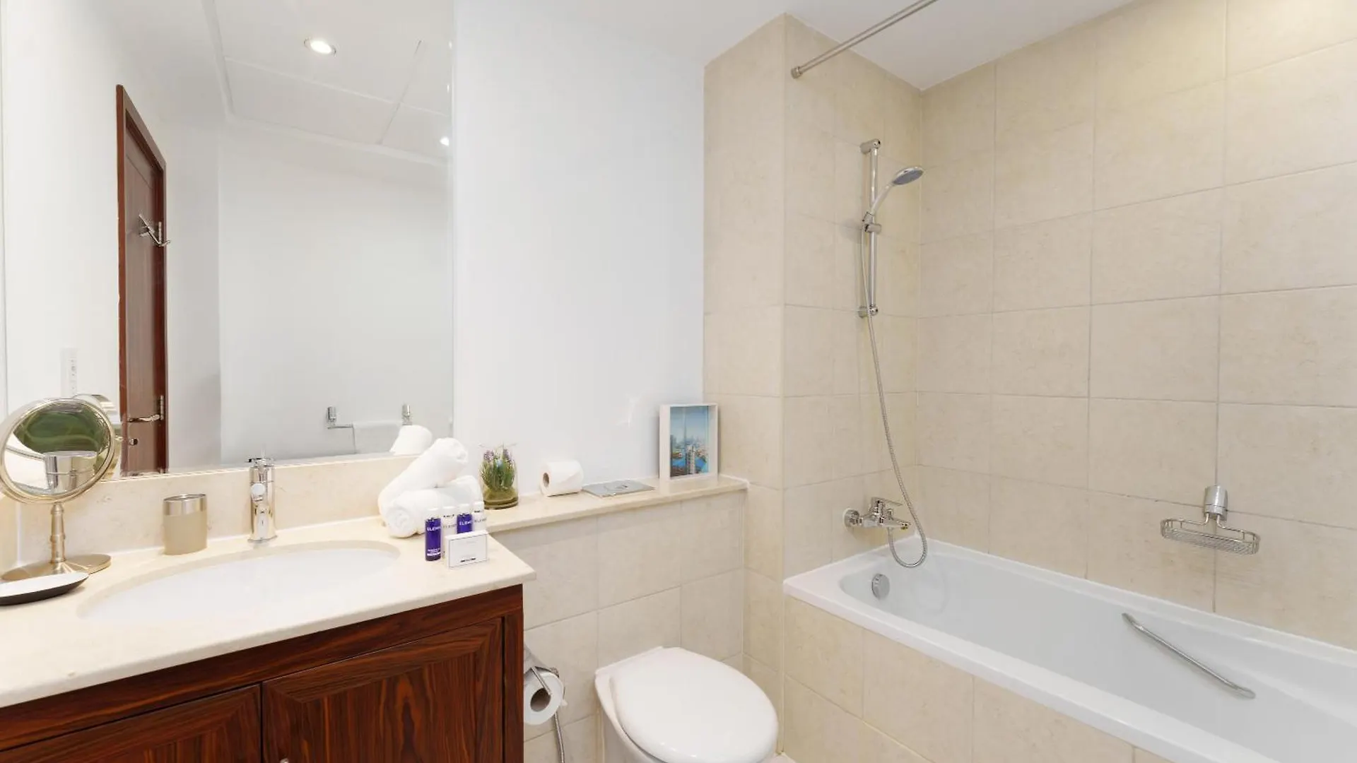 Maison Privee - Exclusive Apt W/ Direct Burj Khalifa Views Apartment Dubai