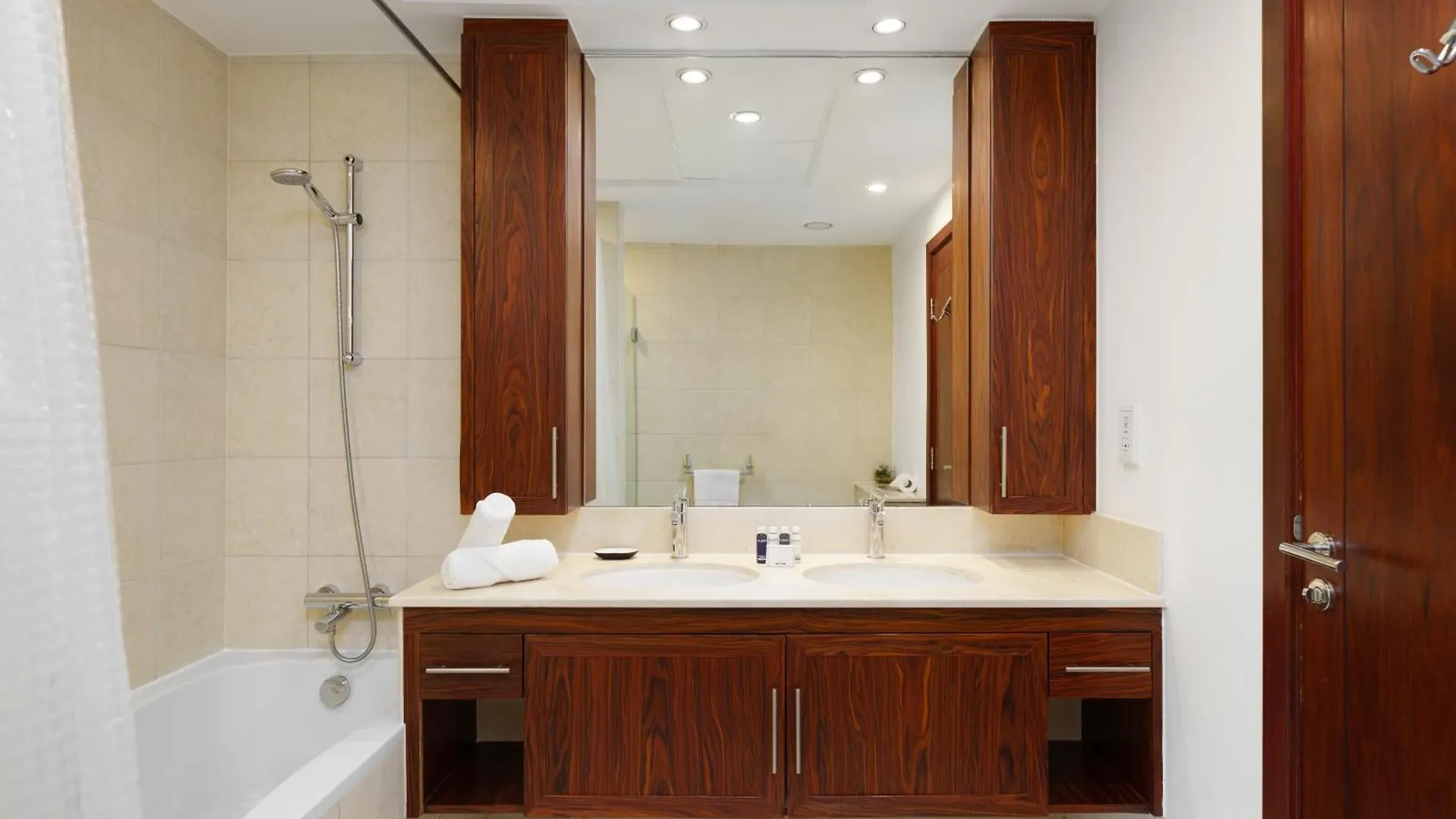Maison Privee - Exclusive Apt W/ Direct Burj Khalifa Views Apartment Dubai 0*,